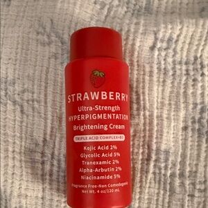 Strawberry Hyperpigmentation Brightening Cream